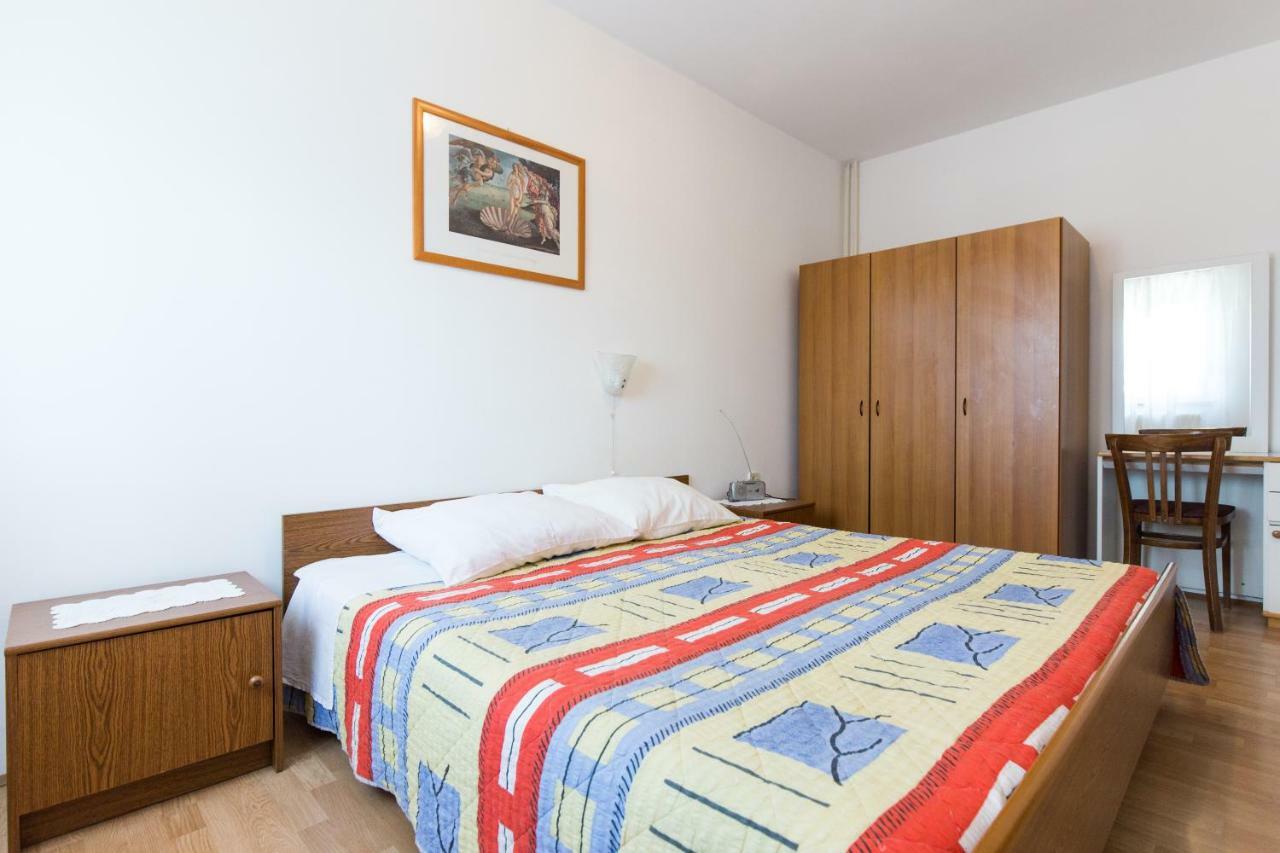 Apartment Pavacic Krk Town Exterior foto