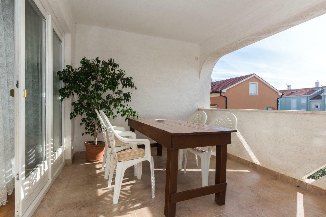 Apartment Pavacic Krk Town Exterior foto