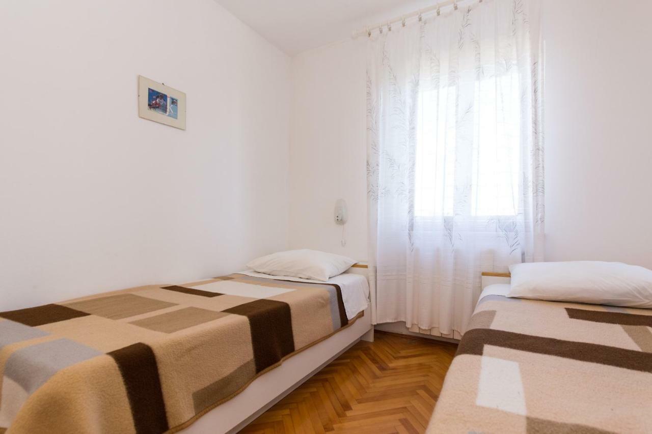 Apartment Pavacic Krk Town Exterior foto